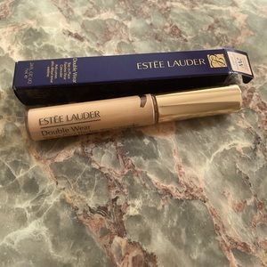 Flawless Wear Concealer